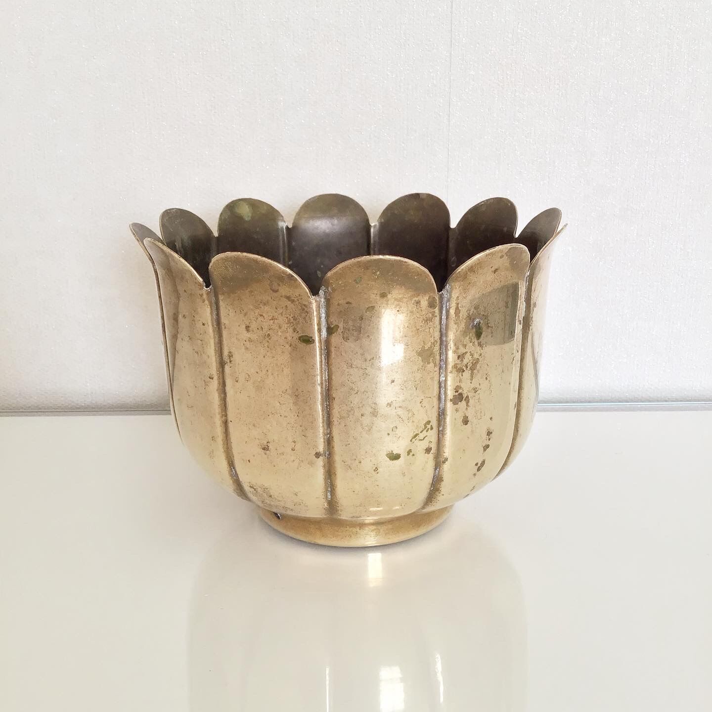 Vintage flower brass pot cover
