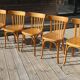 Série de 5 chaises Baumann hêtre clair 1960