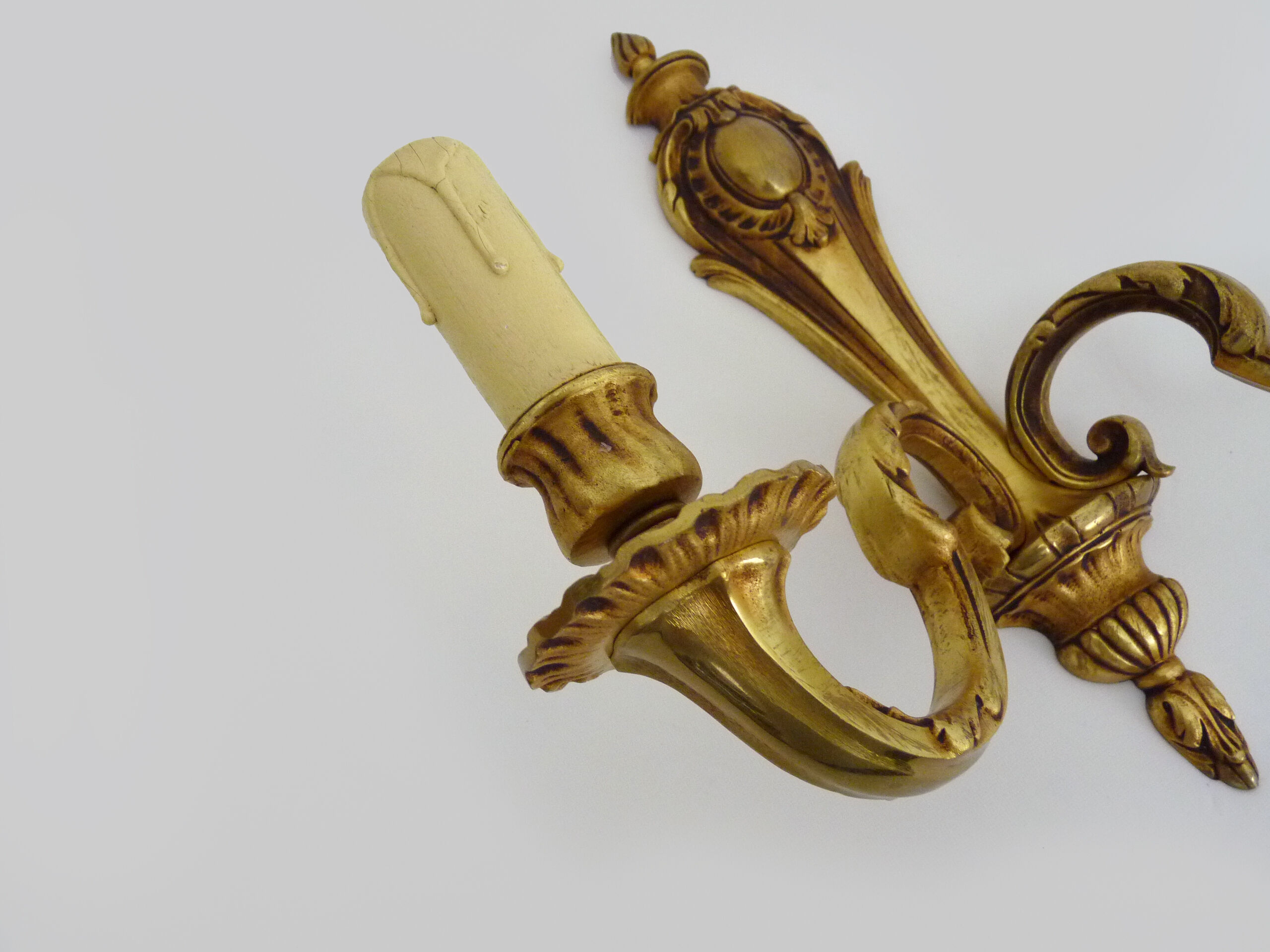 Old large pair of bronze wall sconces with 2 candles. Year 60 70