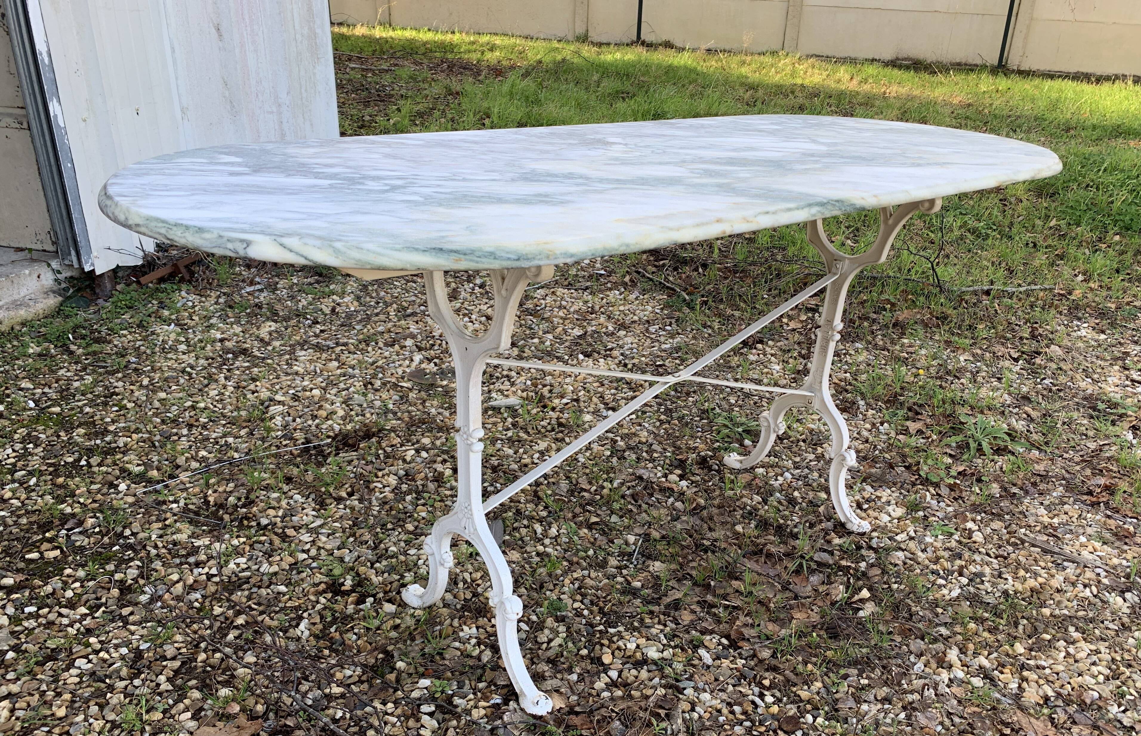 Bistro table