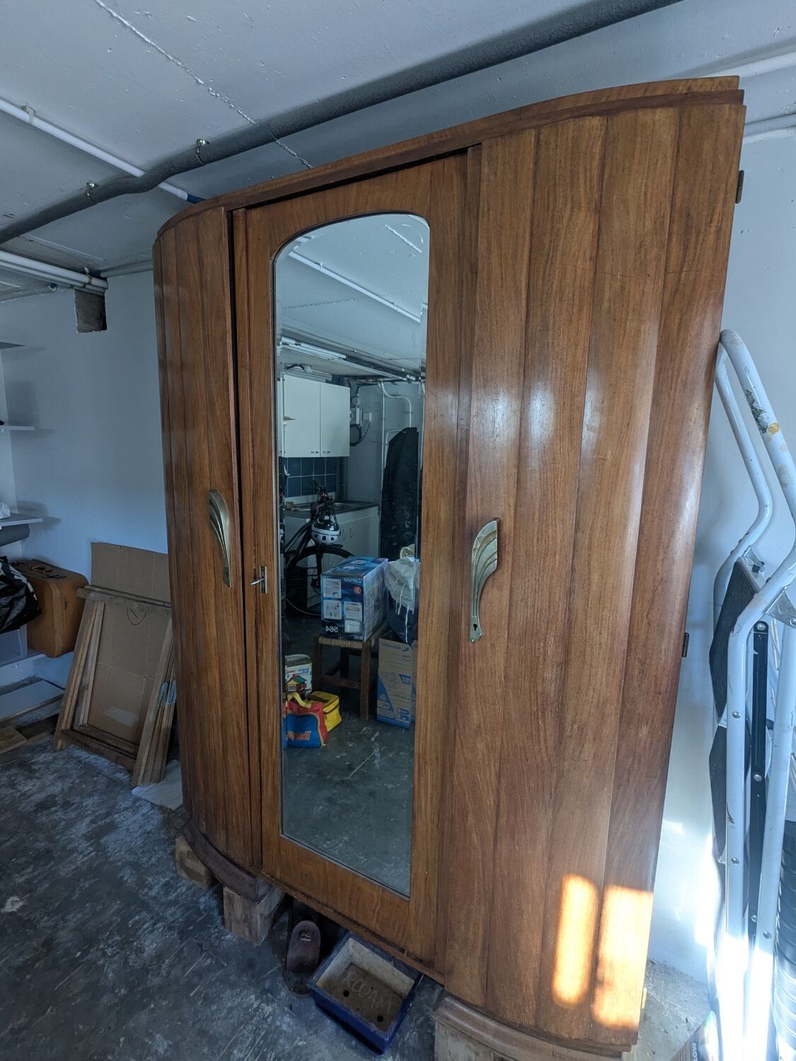 Wardrobe with mirror