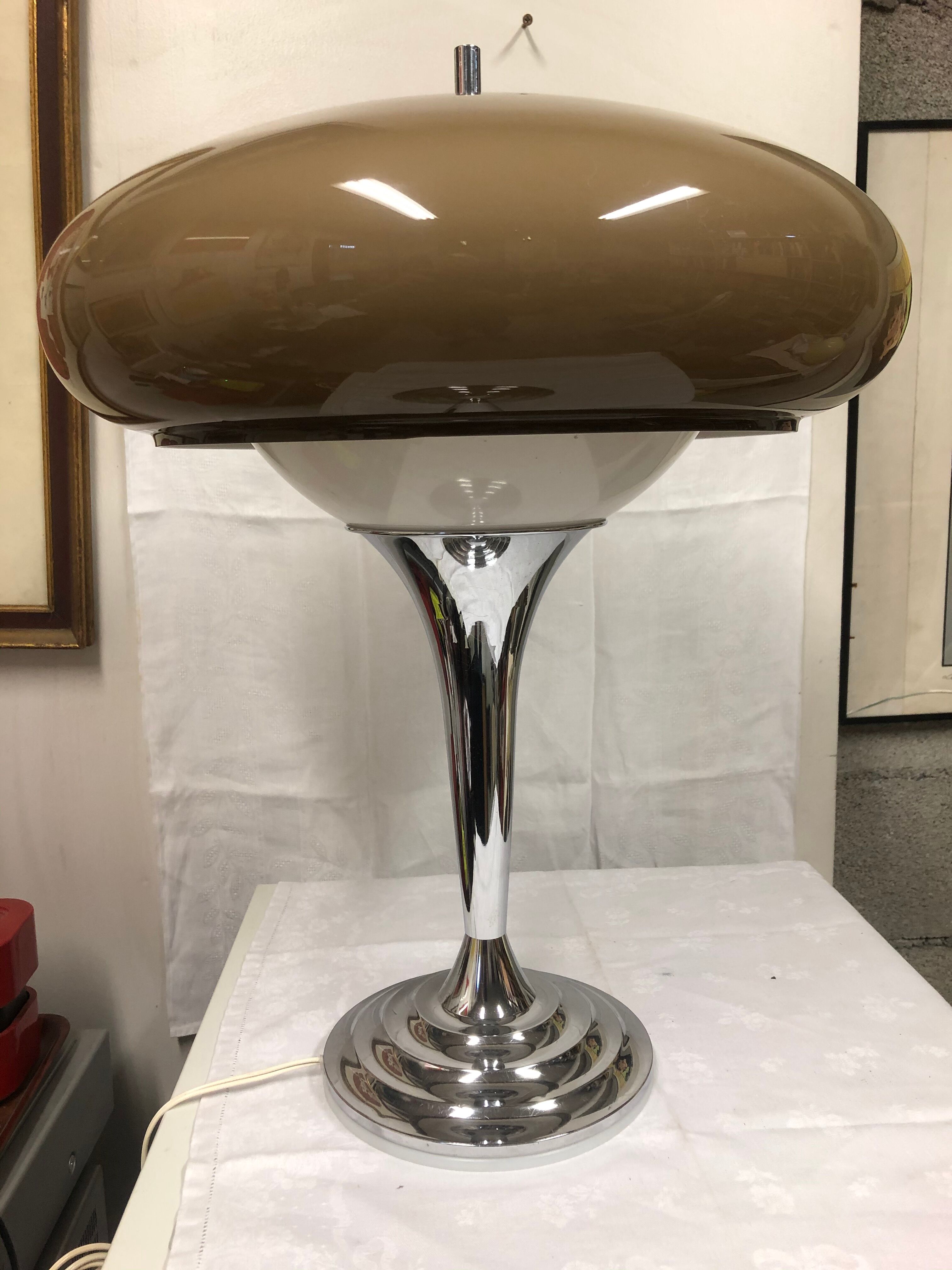 Mushroom lamp design 1970