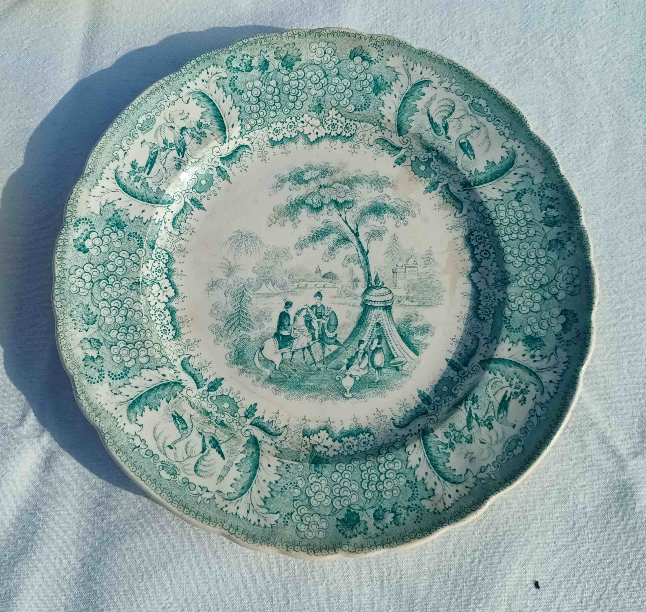 Set of 3 appetizers plates in earthenware of Bordeaux David Johnston XVIIth