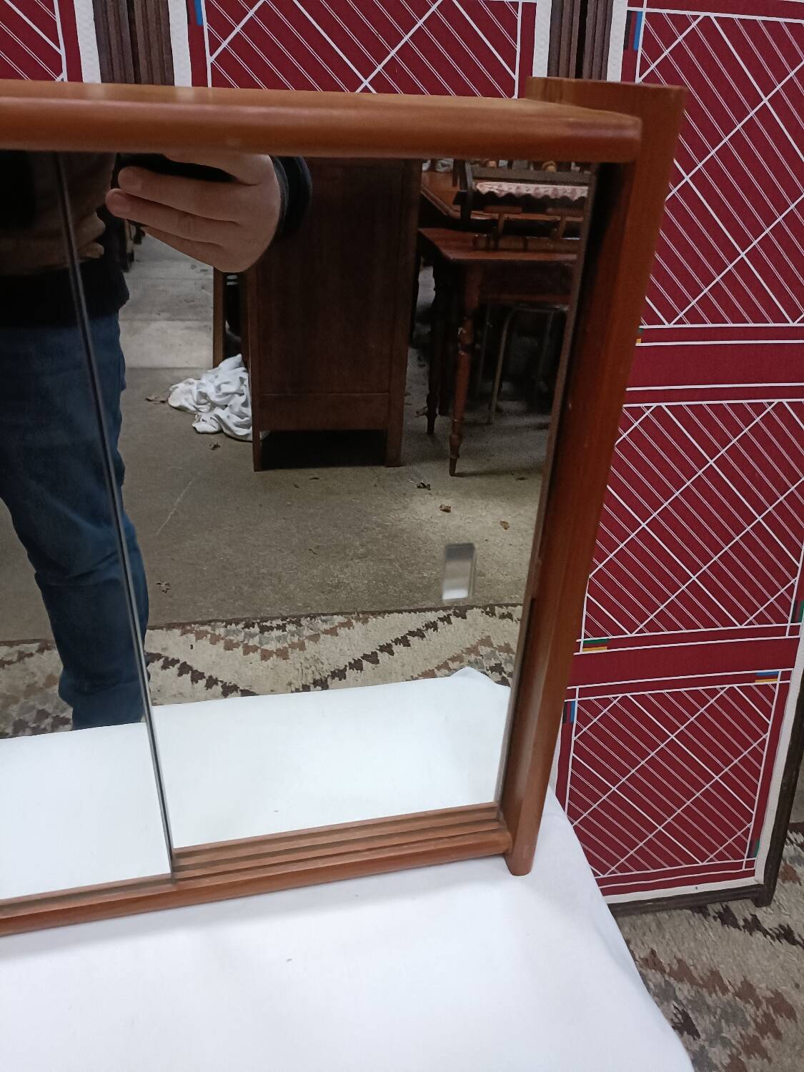 Small wall-mounted bathroom cabinet with vintage mirror doors