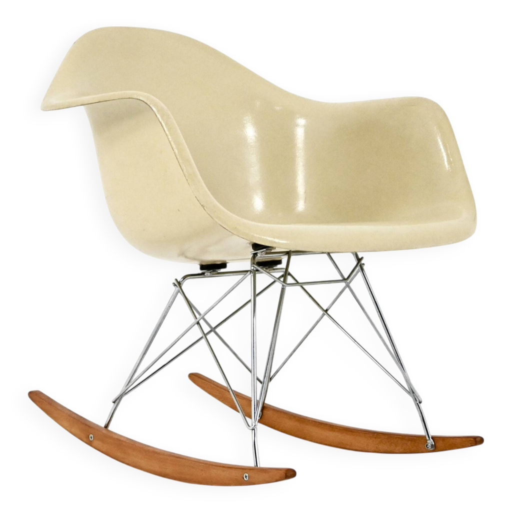 RAR rocking chair by Charles & Ray Eames for Herman Miller, 1910s | Selency