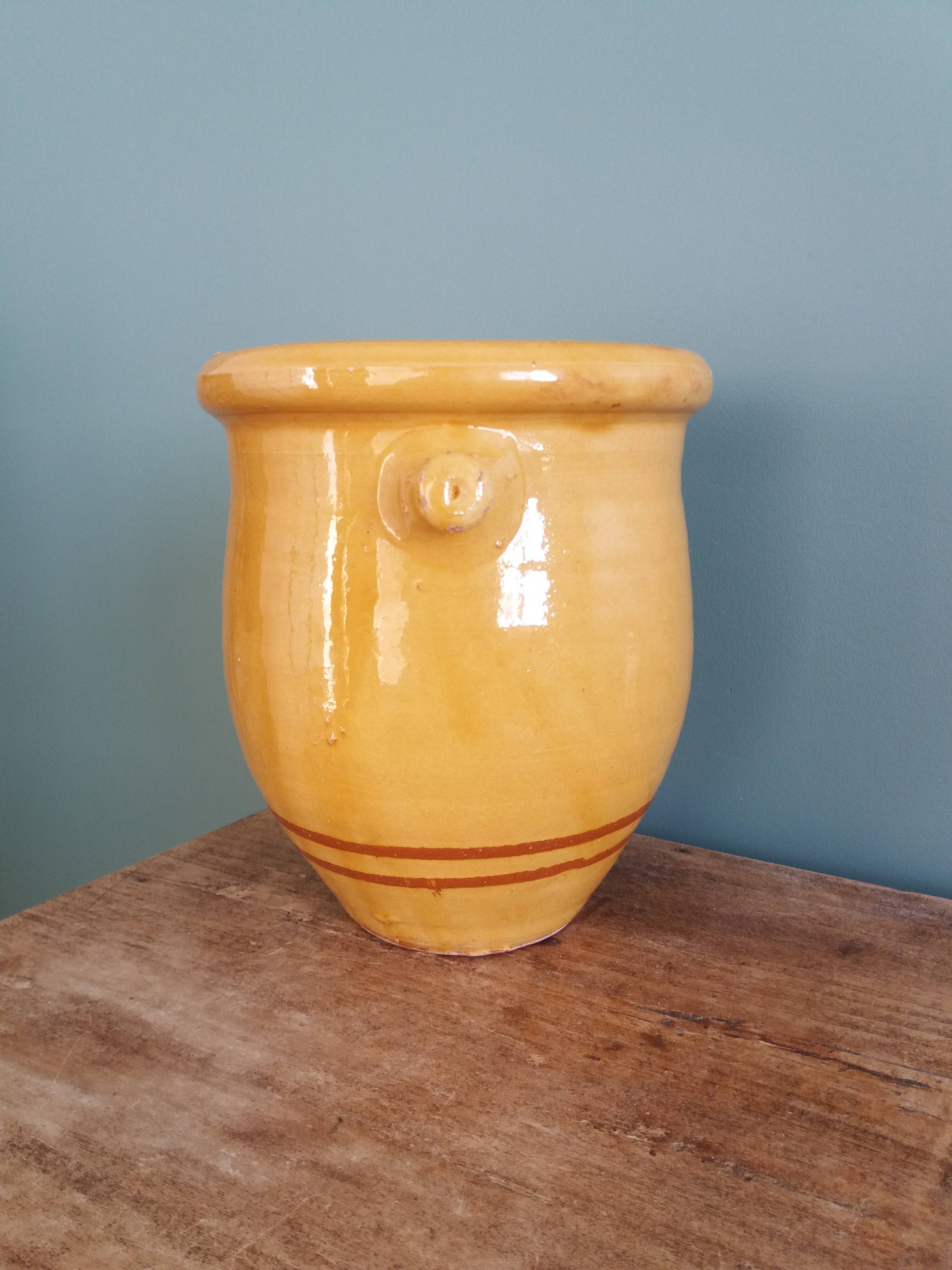 Provencal pottery terracotta jar