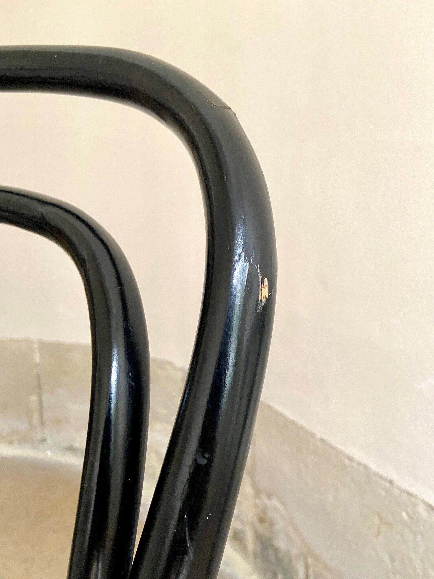 Set of 4 bistro chairs in black arched beech and canning