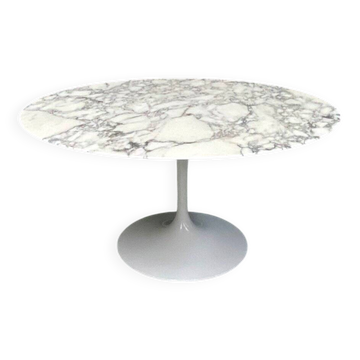 Aresbescato marble dining table by Eero Saarinen for Knoll