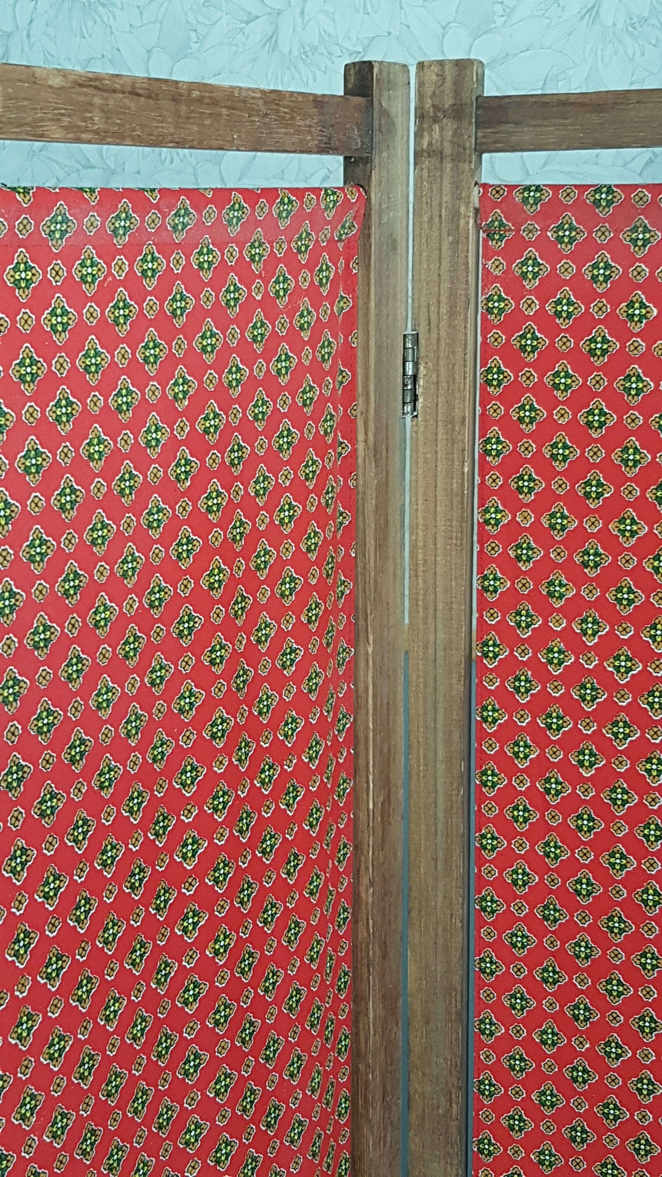 screen large old wood and fabric 5 panels