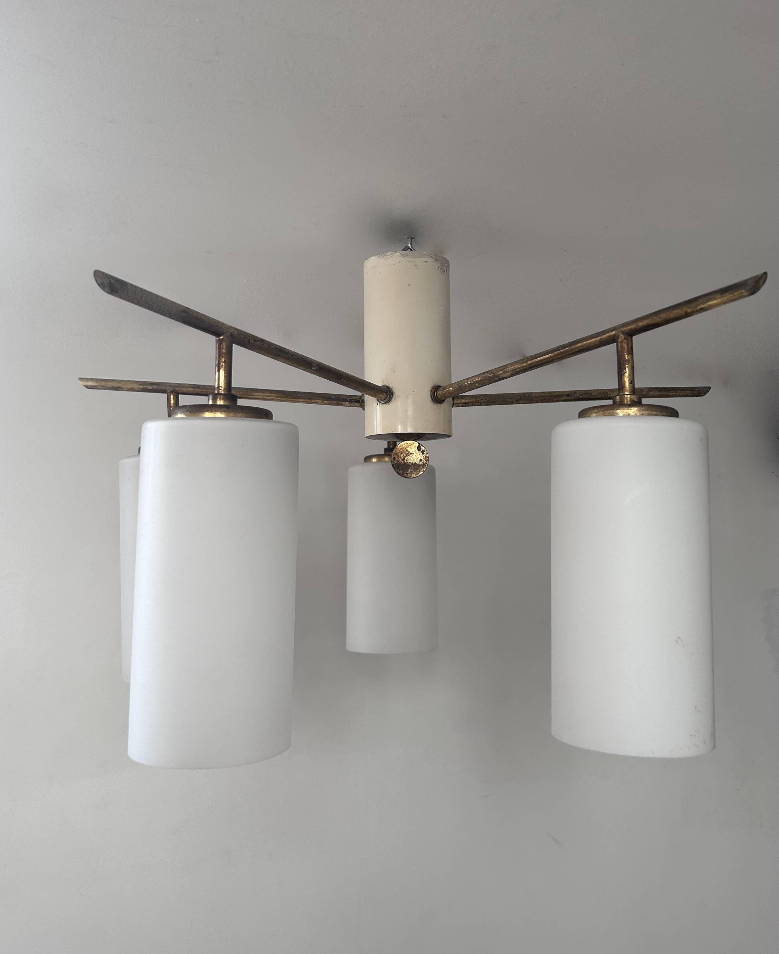 Vintage Italian ceiling light, brass and opaline, 1950