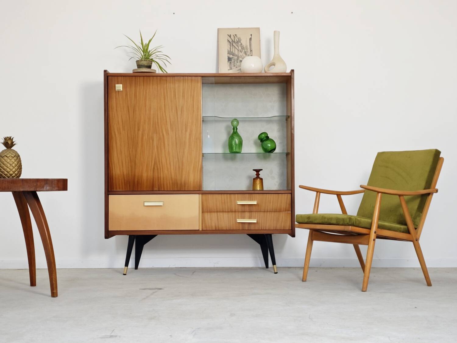 East German sideboard/glass cabinet from the 1960s
