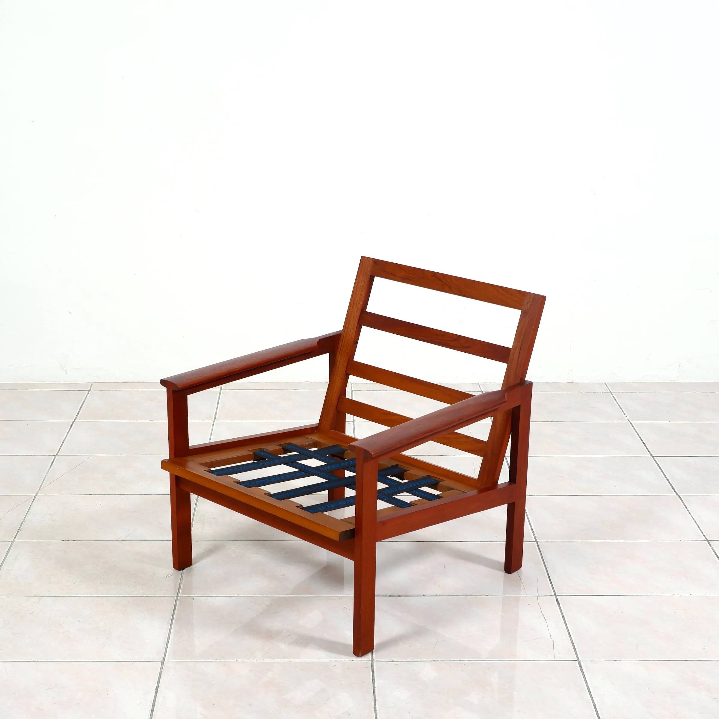 “Capella” lounge chair by Illum Wikkelsø for Niels Eilersen