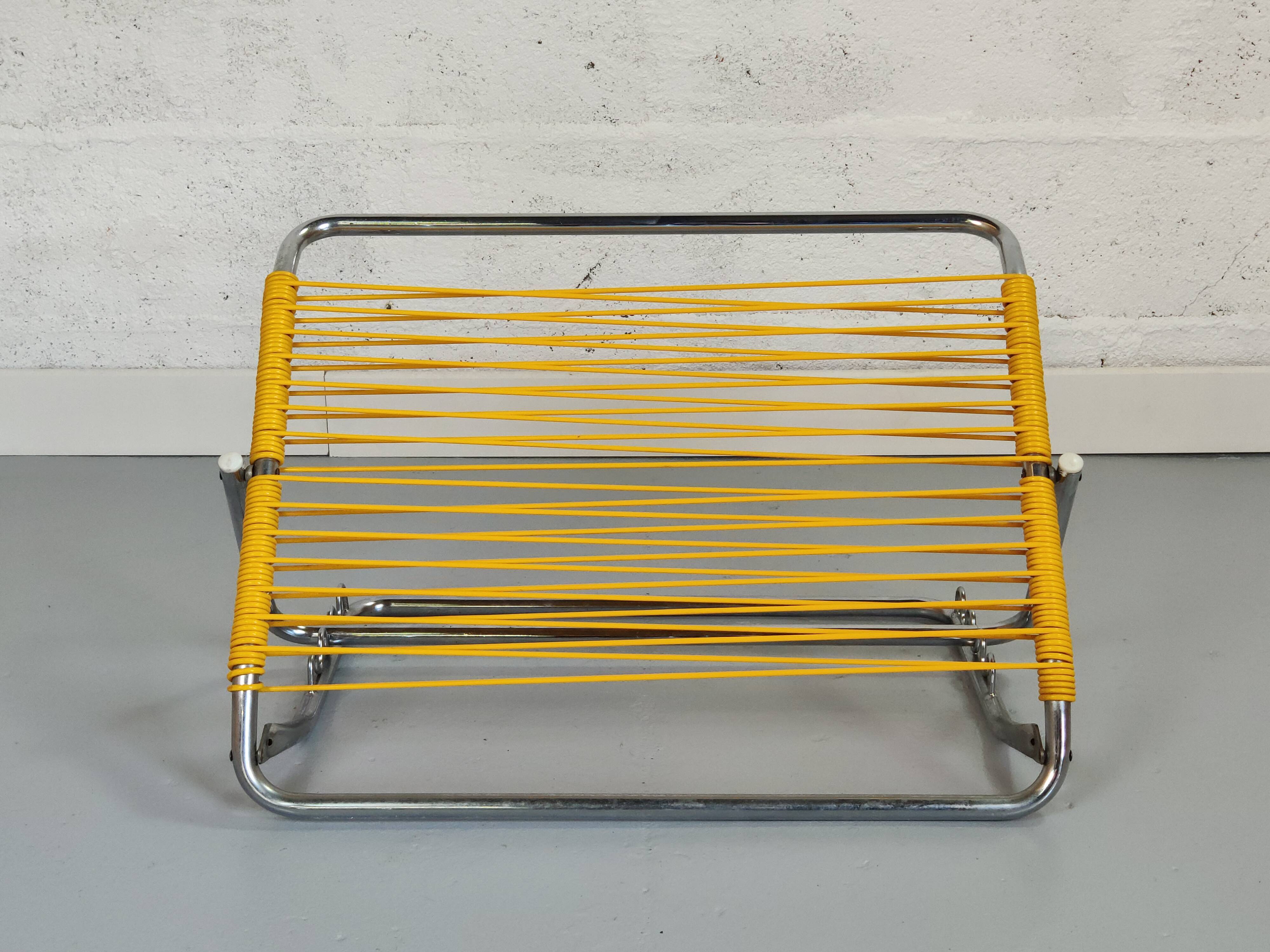 Yellow scoubidou head rest and vintage chrome metal