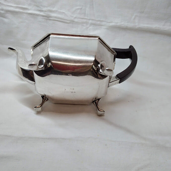 Sheffield-plated English Art Deco silver teapot