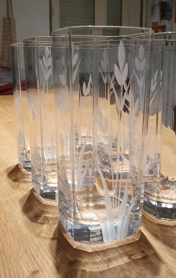 6 verres en cristal gravés épis