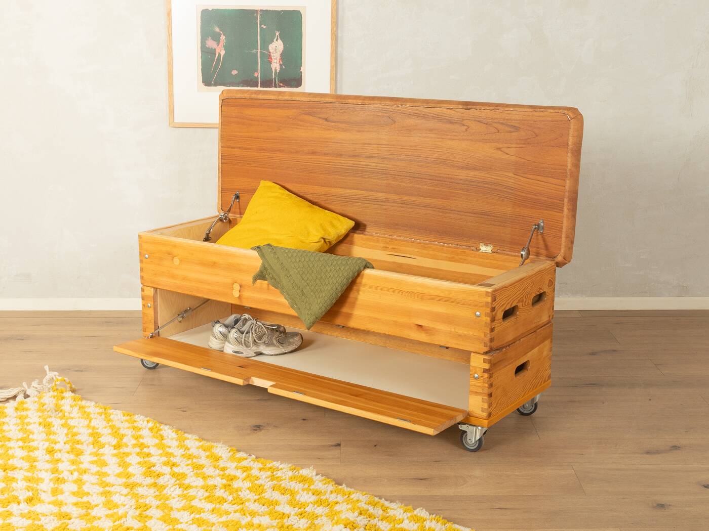Unique vaulting box from the 1960s by Benz