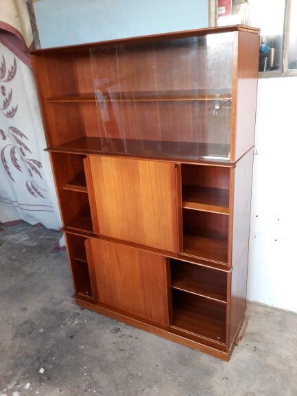 Vintage Oscar lounge bookcase