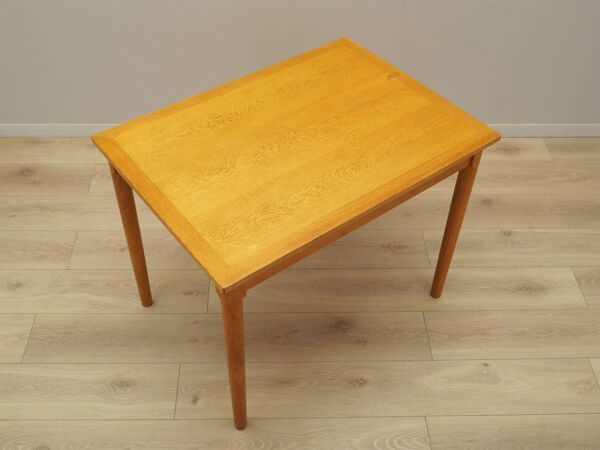 Bureau en frêne, design danois, années 1970, production : Danemark