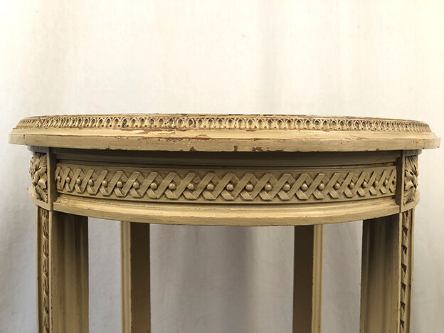 Louis XVI style harness in lacquered wood