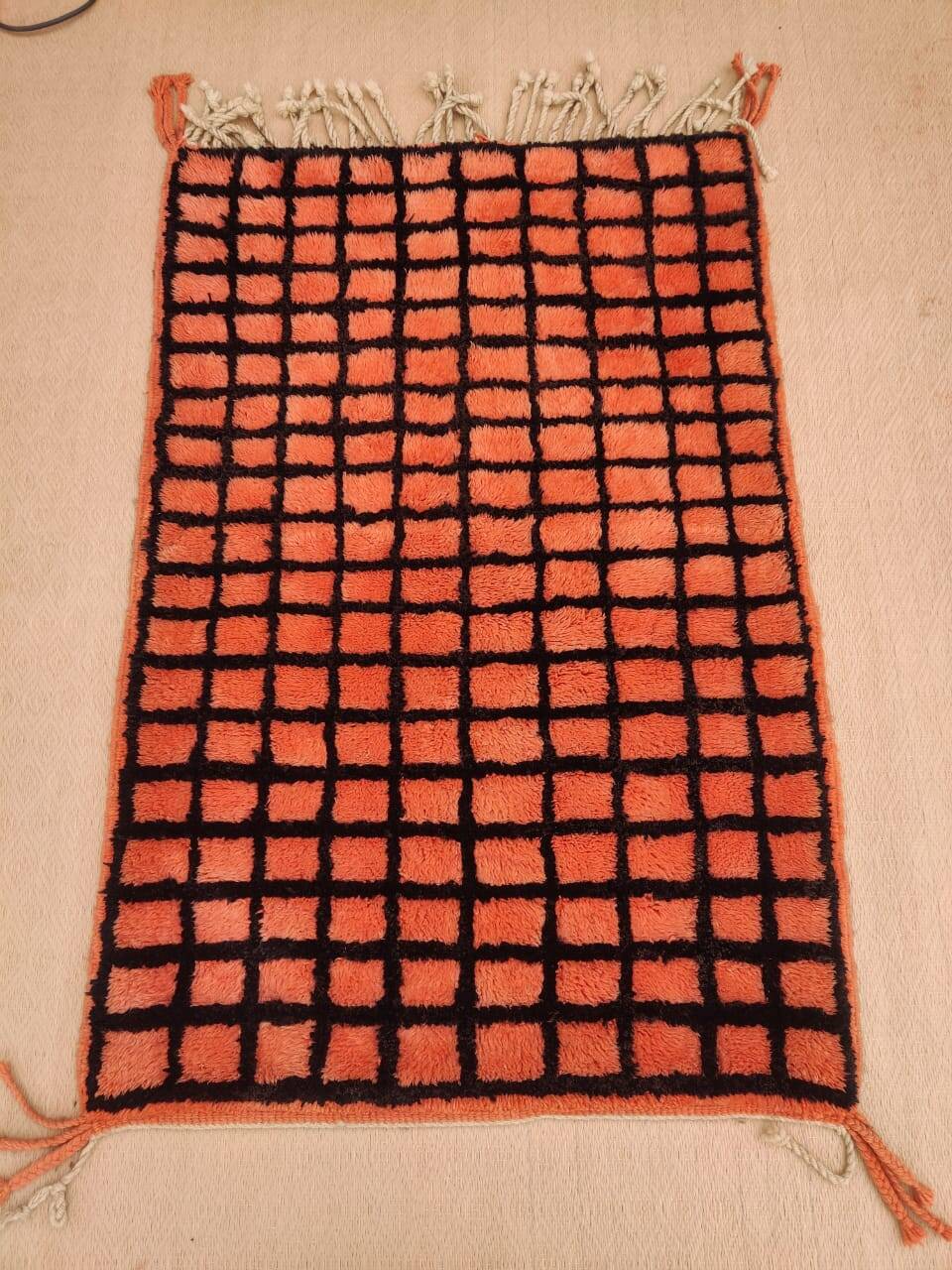 High quality Mrirt rug 300x200 cm - Customizable