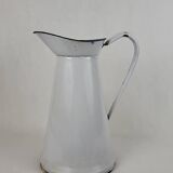 Enamelled sheet metal jug