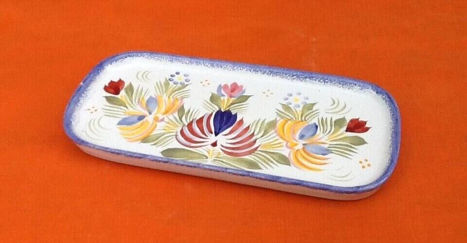 Butter dish with floral decoration
