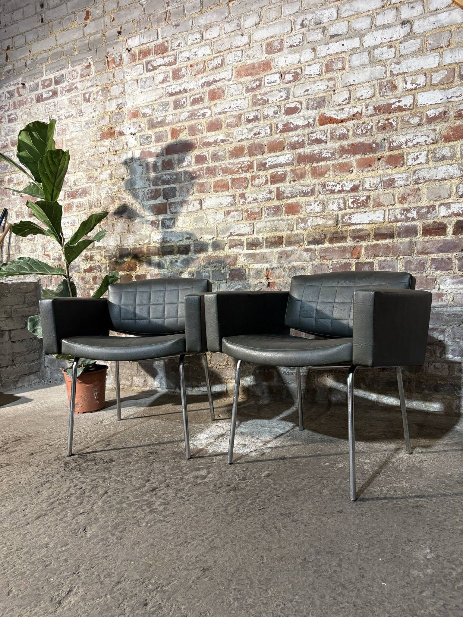Pair of armchairs by Pierre Guariche, Meurop.