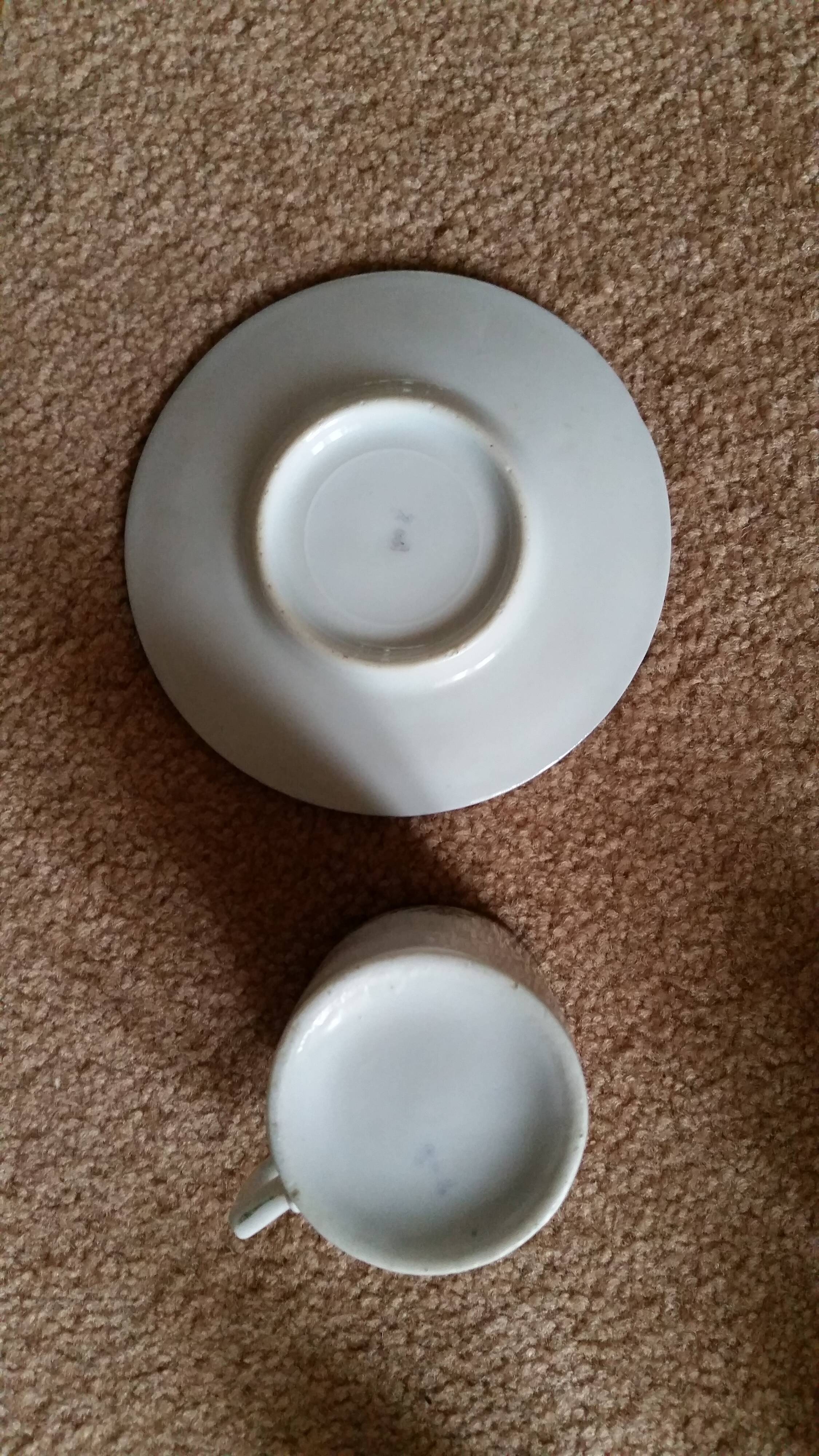 Porcelain coffee service, set of 4 cups and 4 saucers