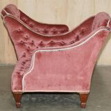 Chesterfield buttoned conversation sofa Regency