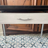 Formica table & stool