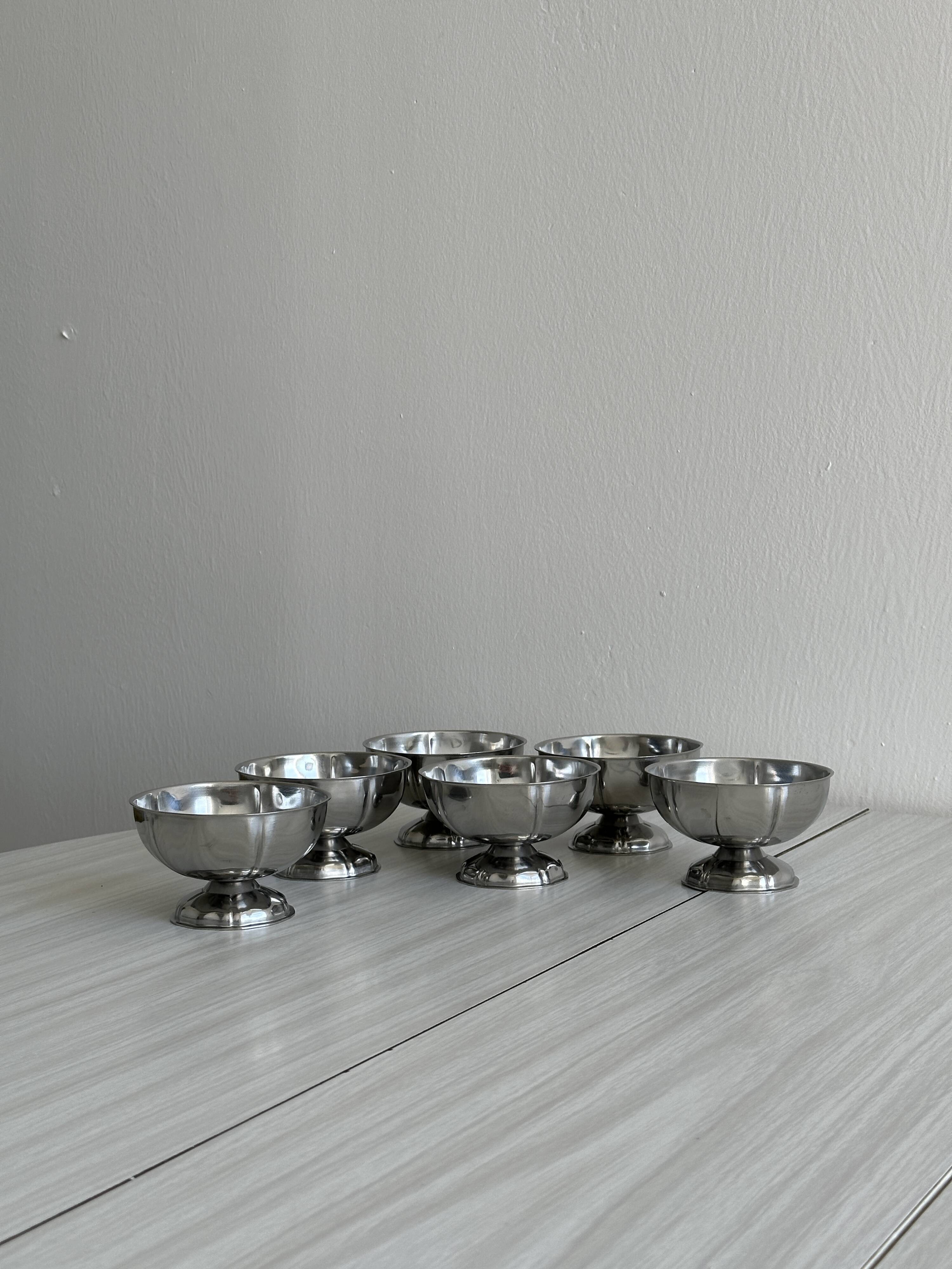 6 stainless steel footed bowls, Letang Remy style