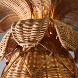 Wicker "pineapple" pendant