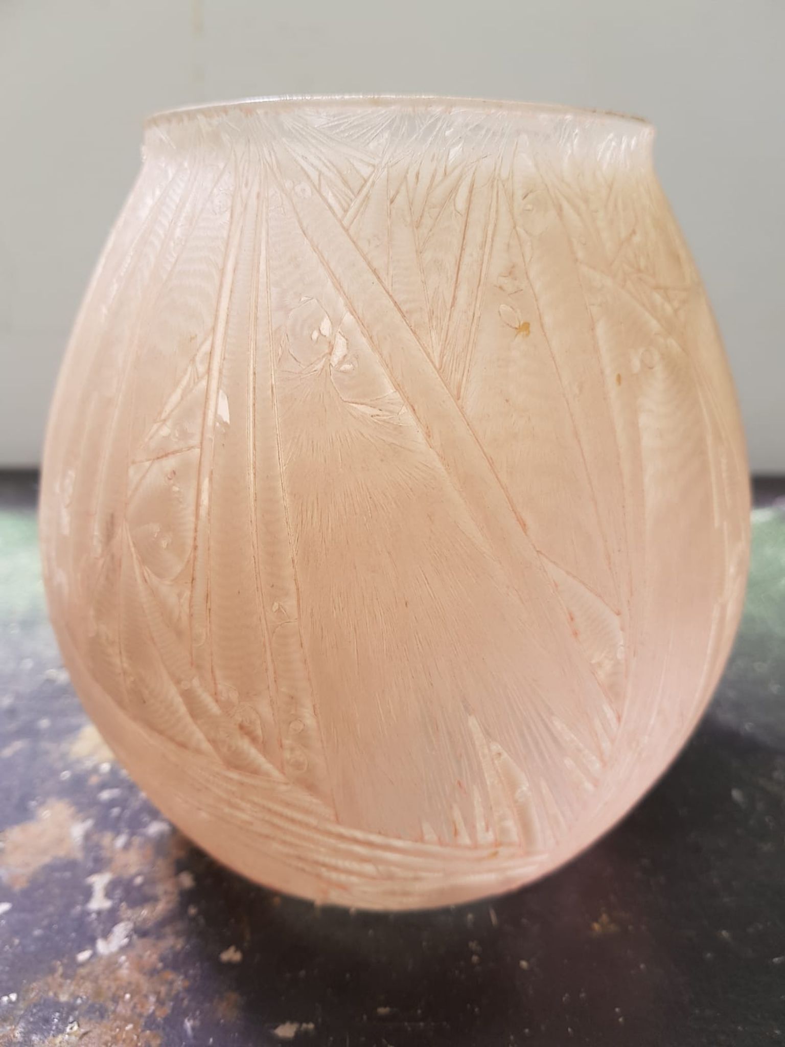 Old vase crystallry art st val glass rose decoration vintage