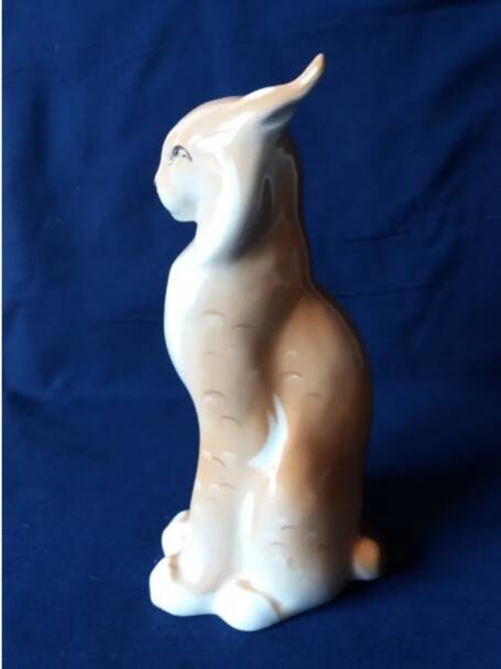 Lynx in Leningrad porcelain known as Lomonosov