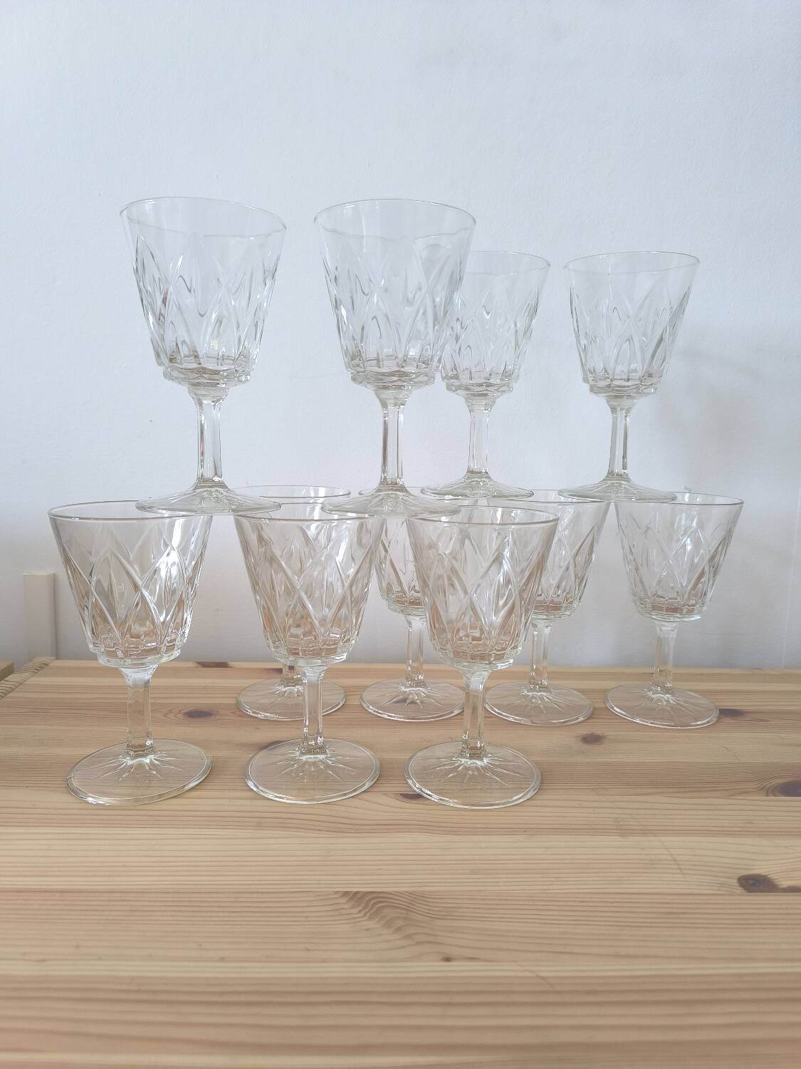 Set of 10 Chiseled Glass Wine Glasses from the 60s