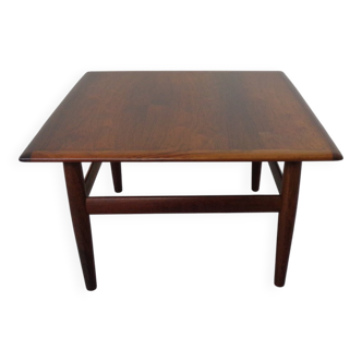 Rosewood coffee table by Grete Jalk for Glostrup, Denmark, 1960s.