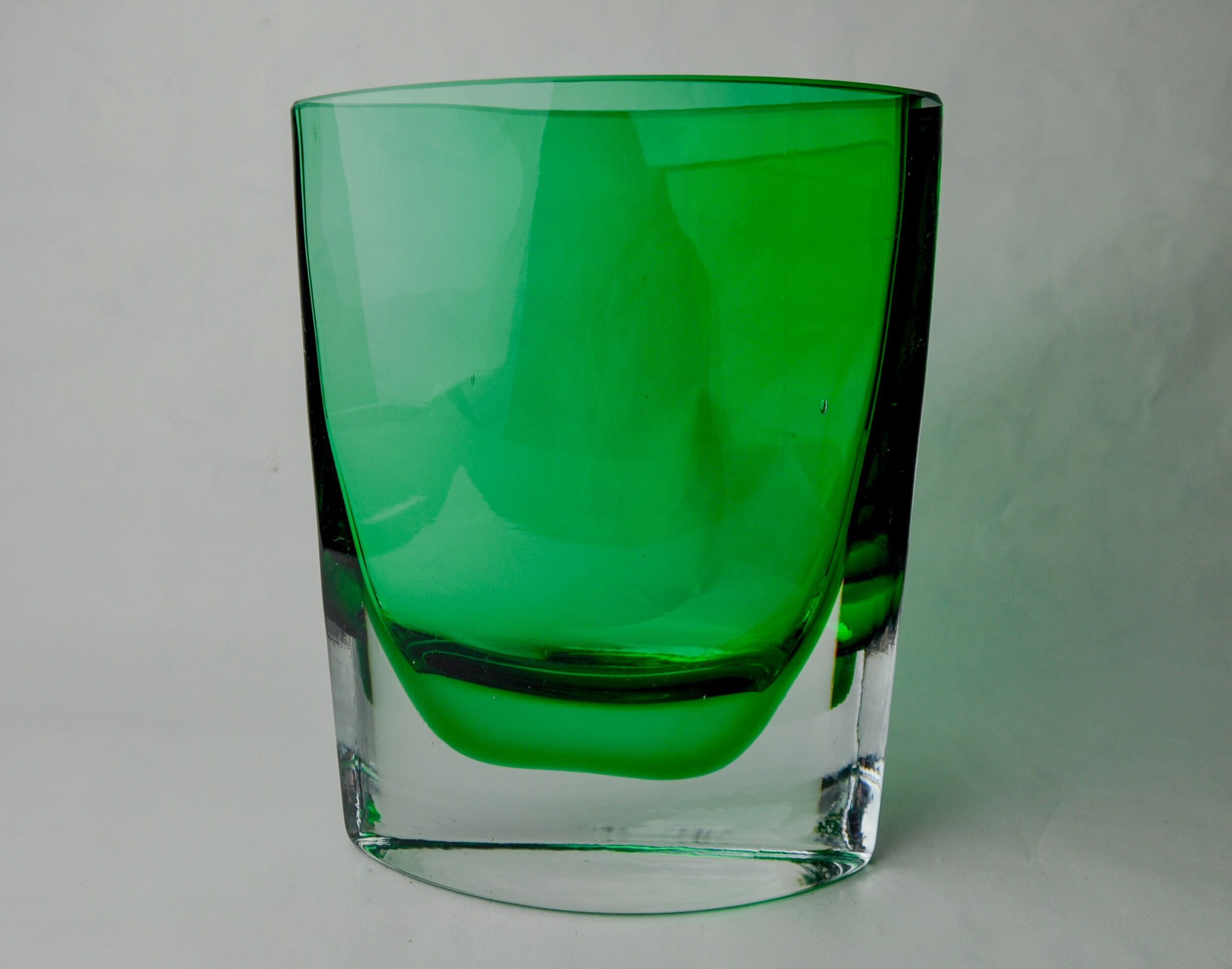 Green sommerso vase by seguros, Murano glass, Italy, 1980