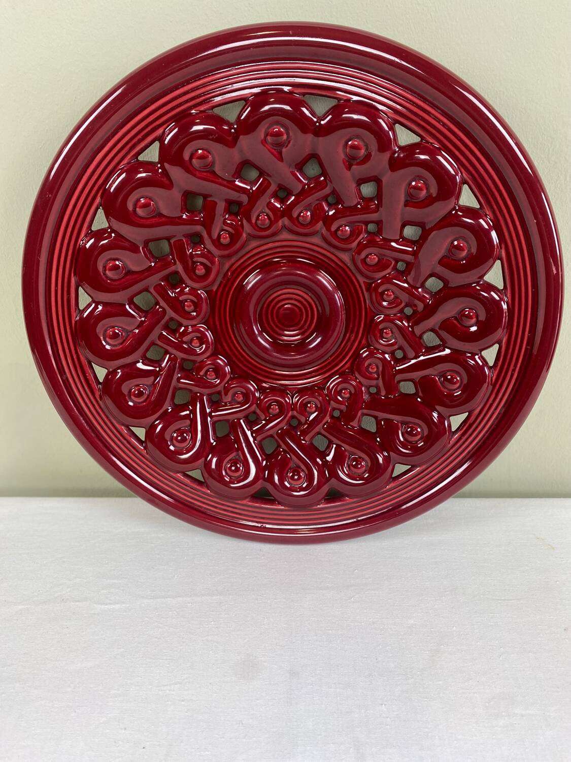 Large fruit bowl from the 1940s