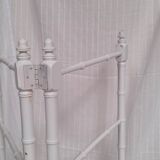 Vintage wood towel rack bamboo effect