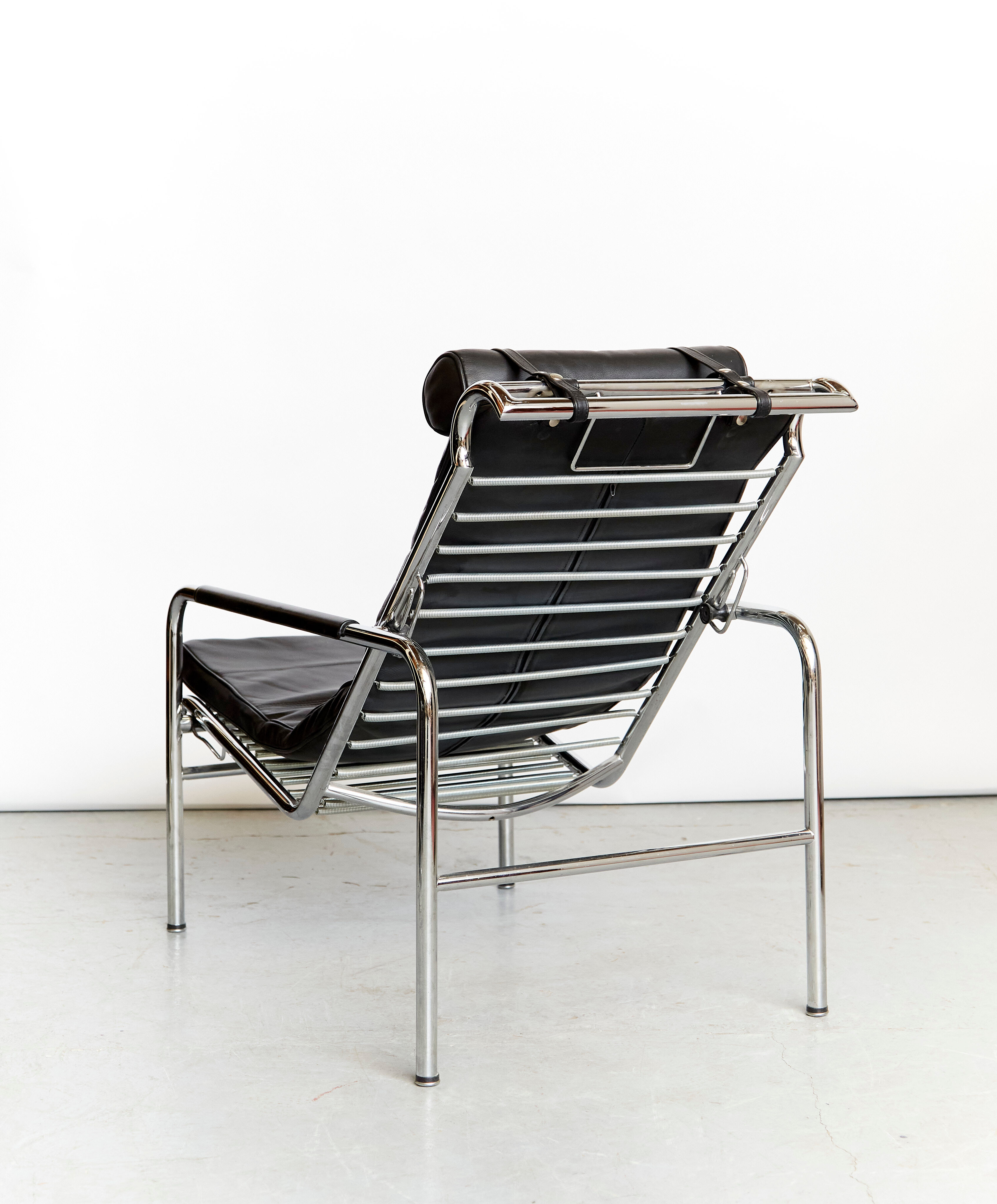 Gabriele Mucchi model Genni armchair & ottomane for Zanotta