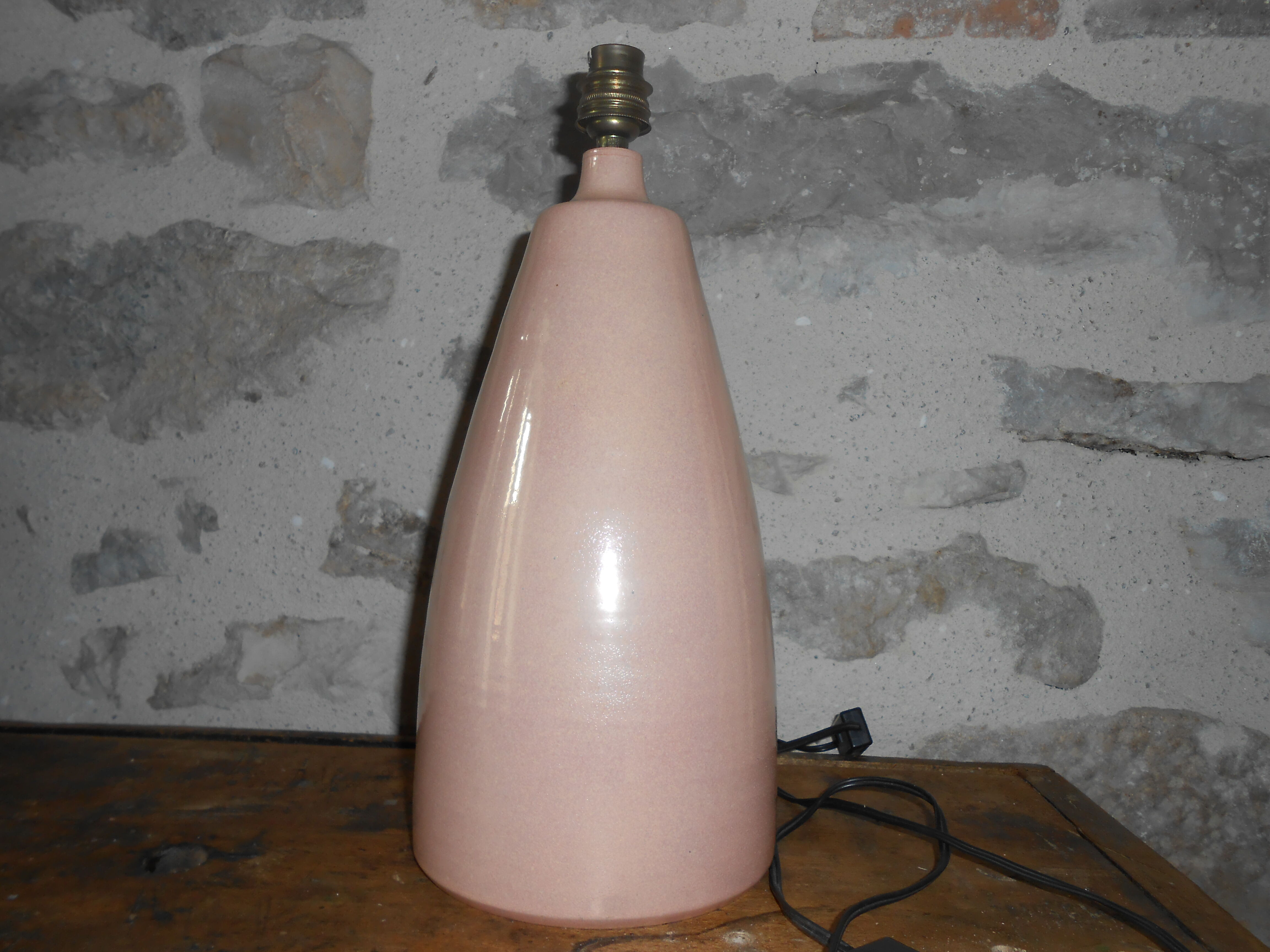 Ceramic lamp foot