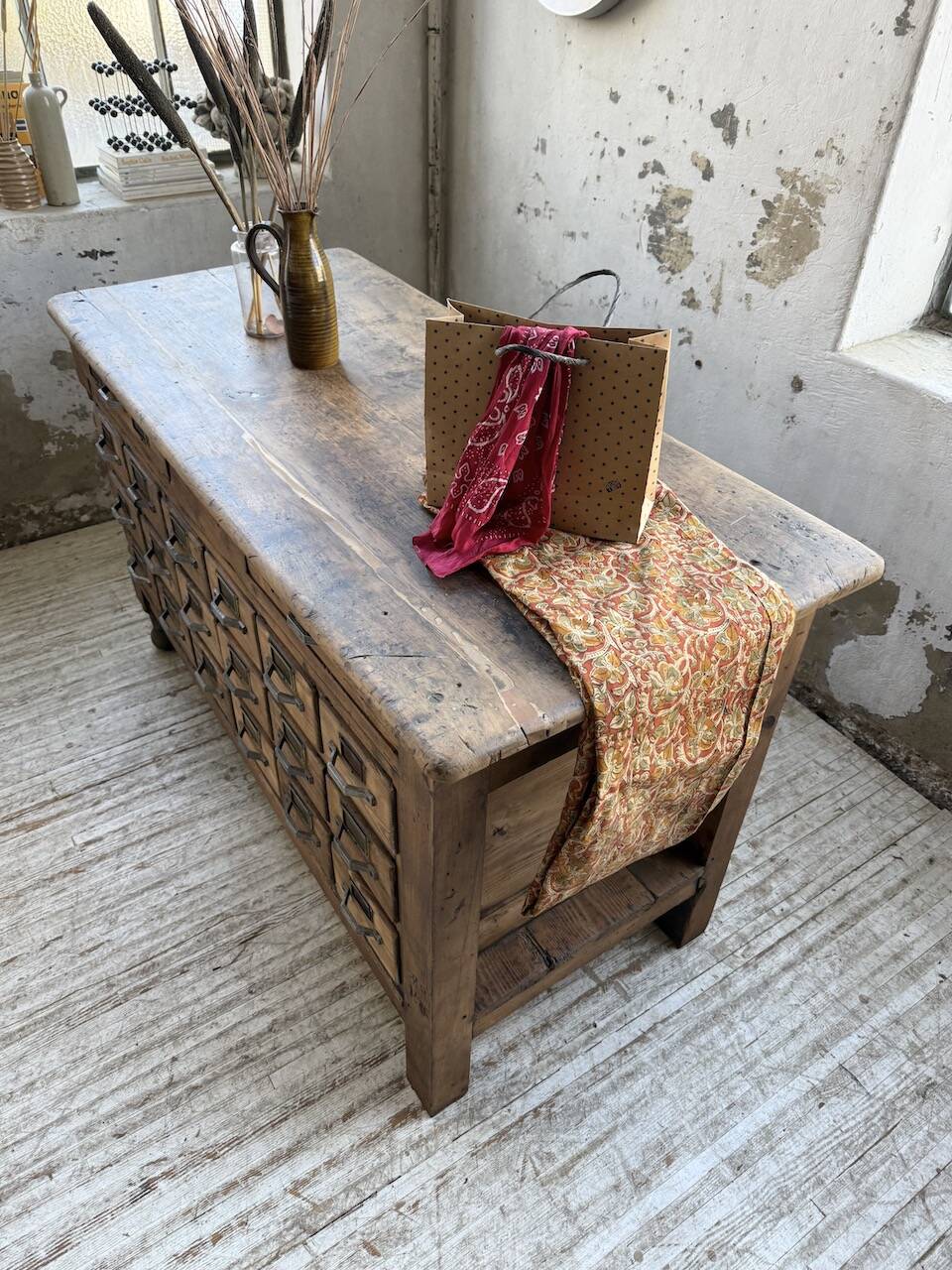Comptoir, îlot central, meuble de métier multi-tiroirs