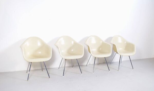 4 fauteuils DAX Eames années 60' Herman Miller mobilier international
