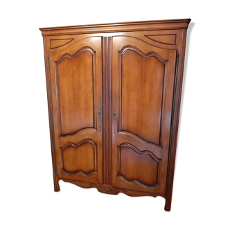 Armoire provencal en merisier