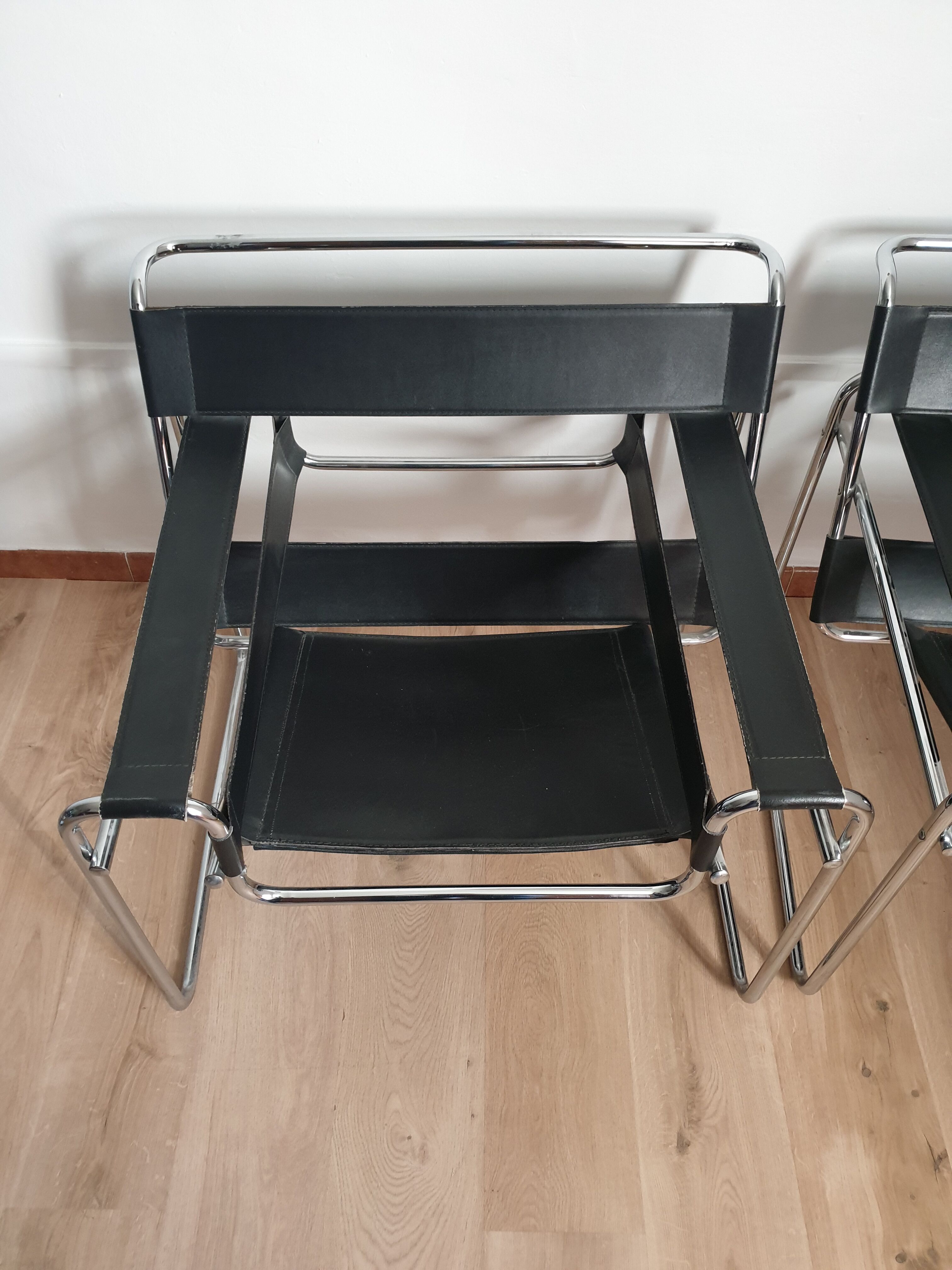 Paire de fauteuils wassily de Marcel Breuer