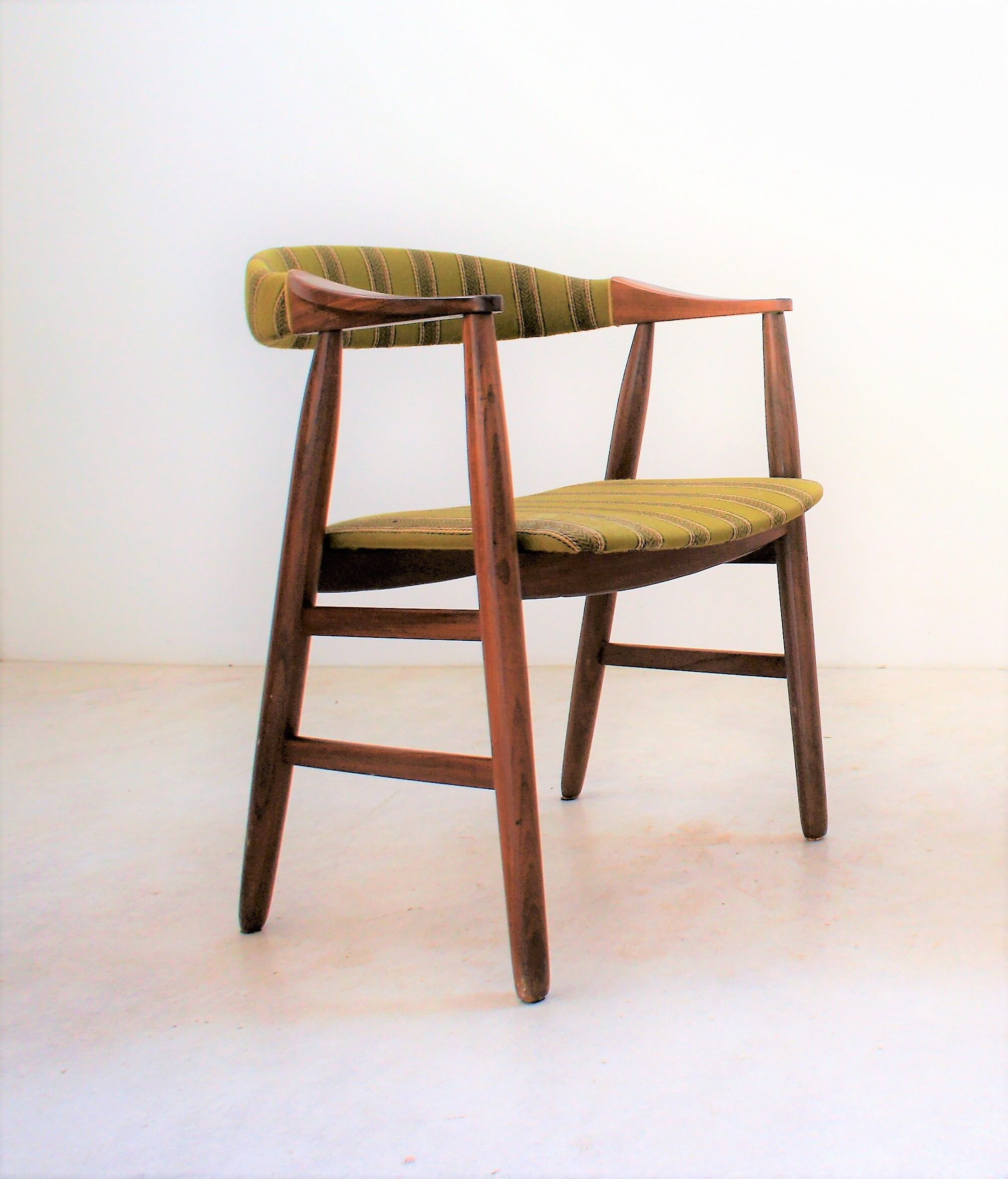 Scandinavian desk chair in teak