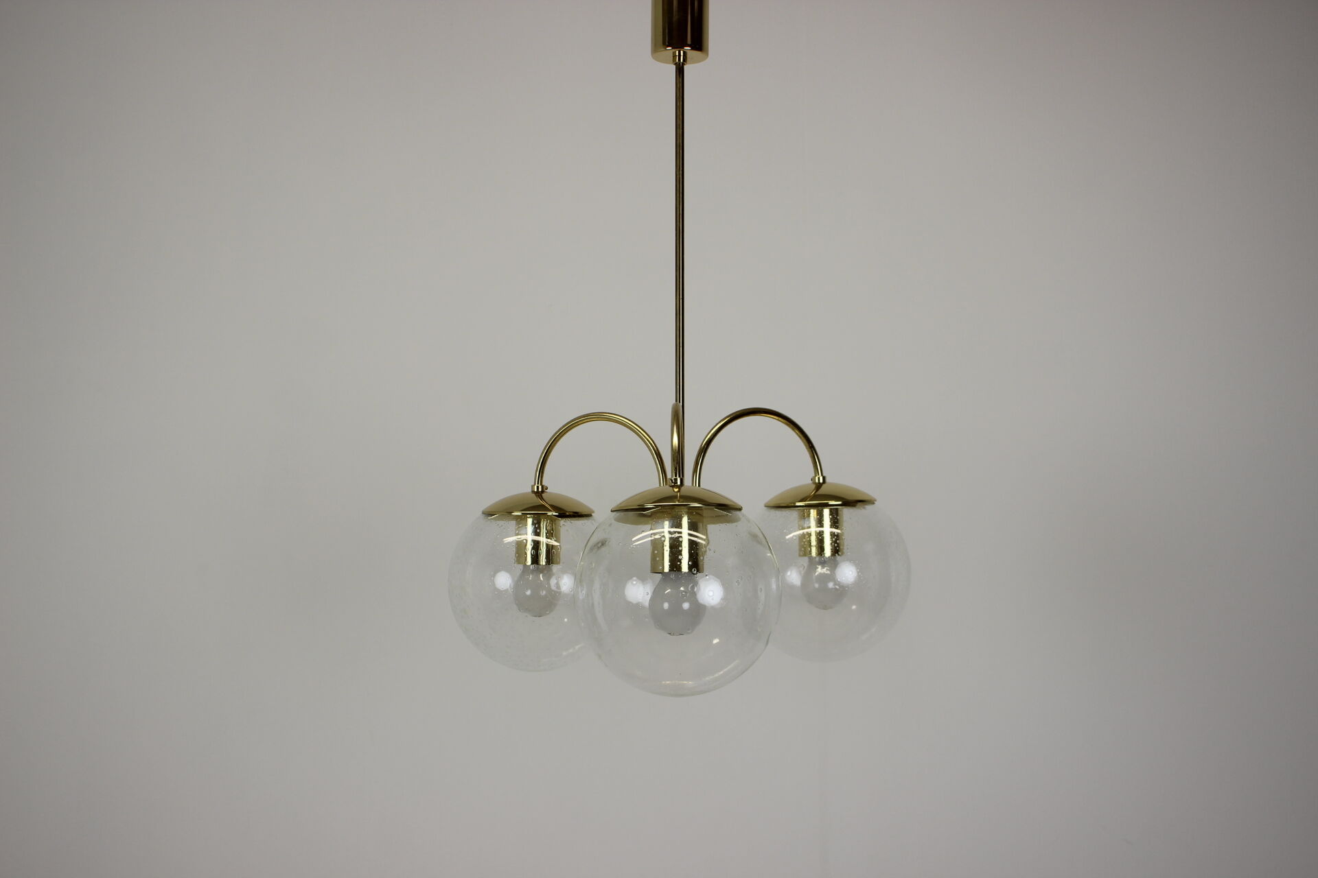 Mid-century chandelier/ Kamenický Šenov, Preciosa, 1970's.