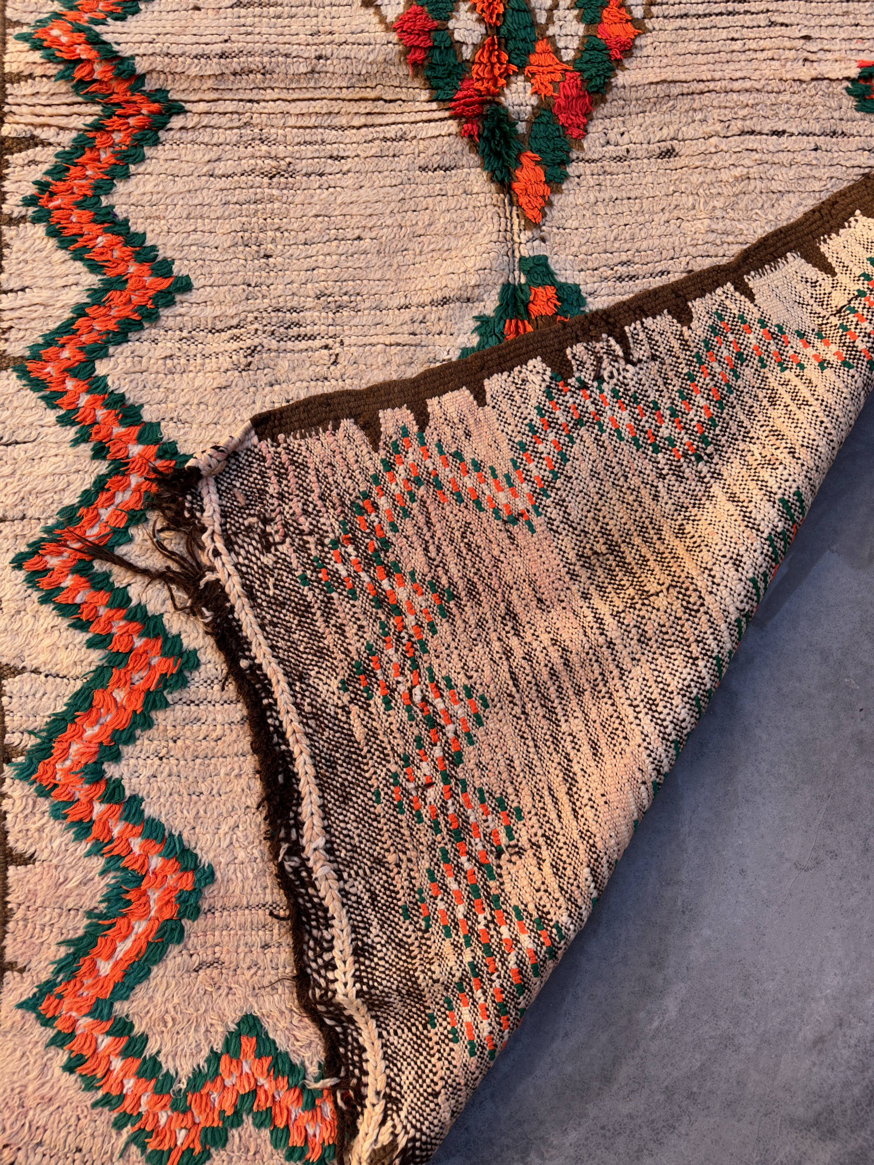 Colorful Boujad Moroccan rug - 121 x 290 cm