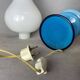 Lampe en verre opalin bleu style lampes à huile