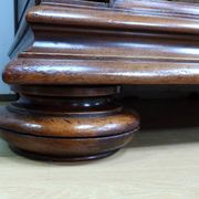 Commode en Noyer P. Guinand-Leglas, style Rennaissance – 1920